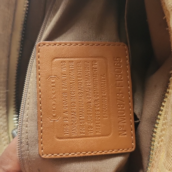 Coach Signature Hampton Handbag - Picture 5 of 10